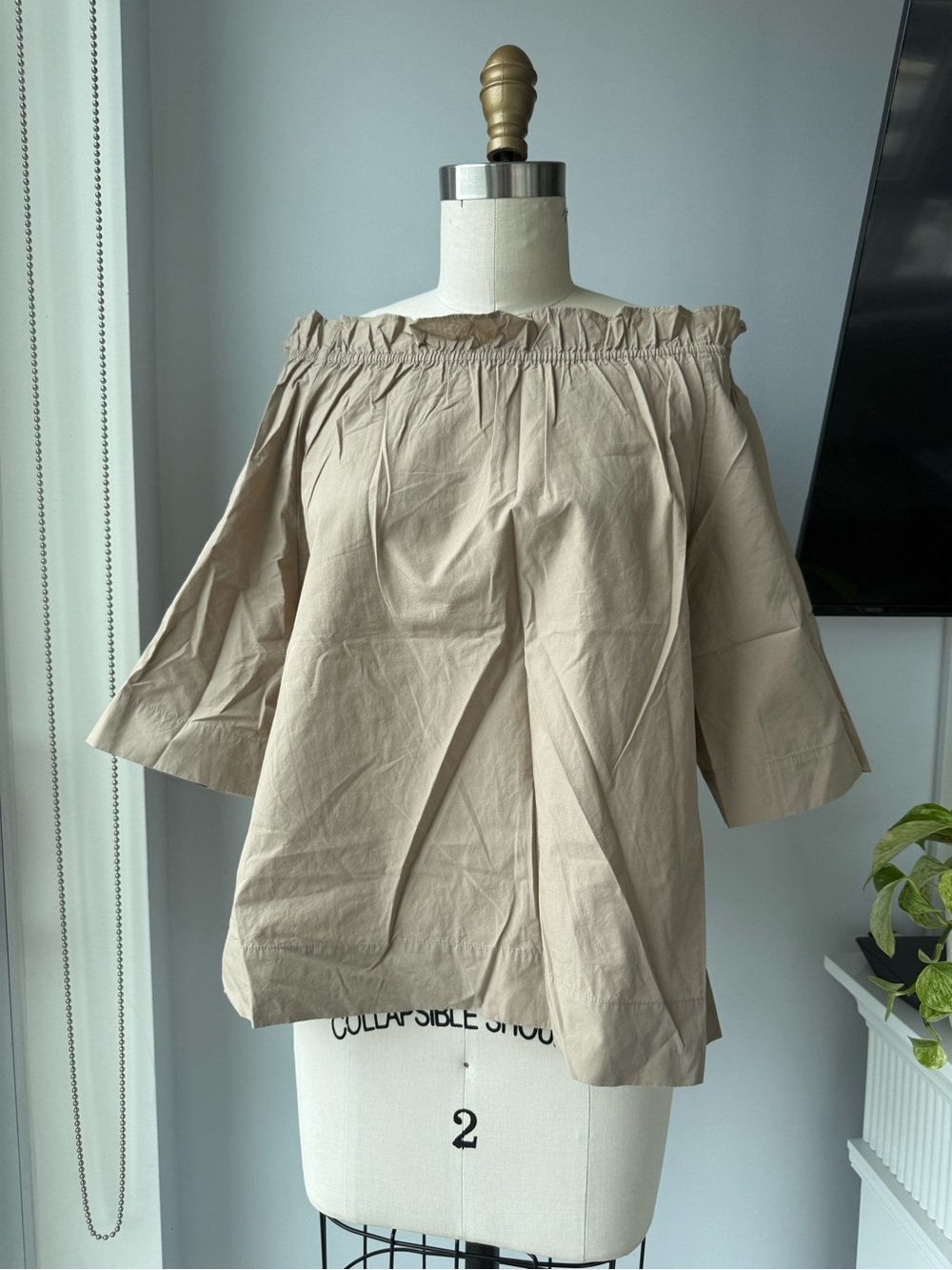 Uniqlo cotton lightweight top
